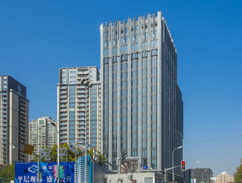 永丰国际:出租200平方,带装修,看房方便