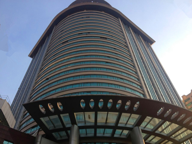 均瑶国际广场~可注册~1~20人精装全配~拎包入驻