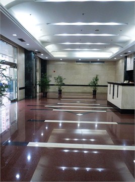 新上海城市广场大堂