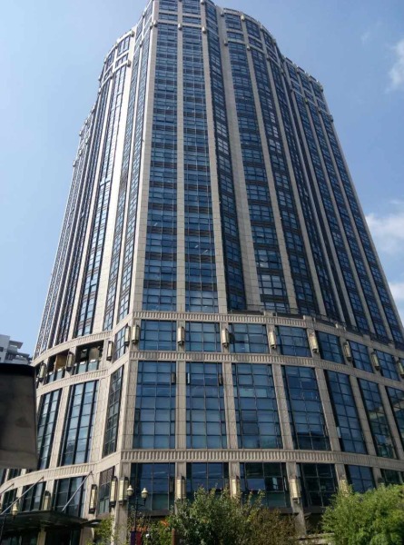 楼出租,光启城商业体,带隔断配家具,三轨于楼下交汇—上海徐汇区办公