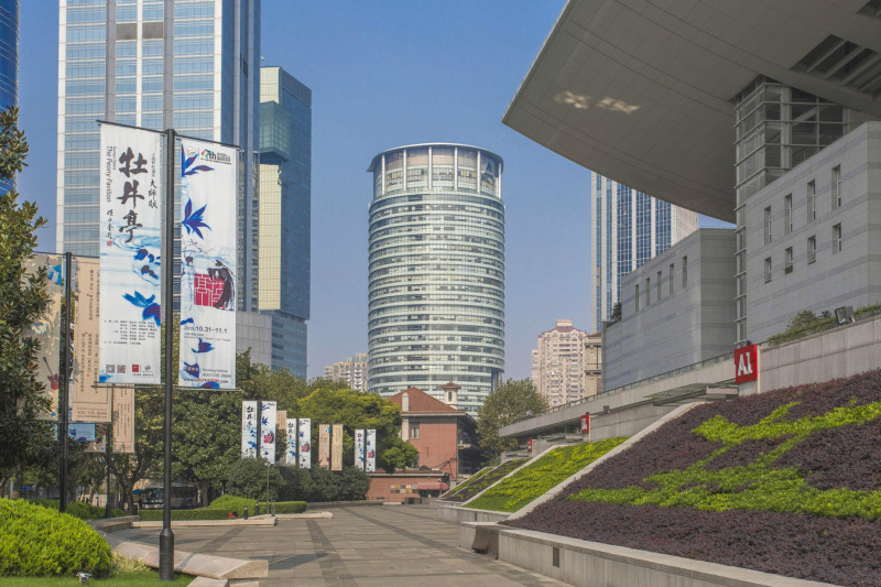 人民广场核心,天安中心带装修,三轨交直达,价格实惠—上海黄浦区办公