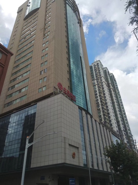 中土大厦写字楼出租,上海火车站新地标100平,精装办公楼,地铁口,带