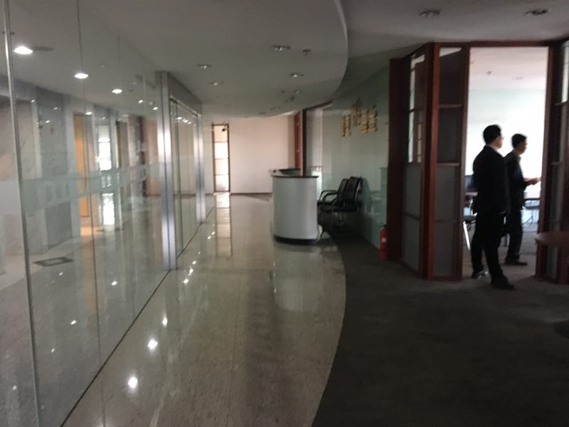 银峰大厦（生命人寿大厦）办公区域