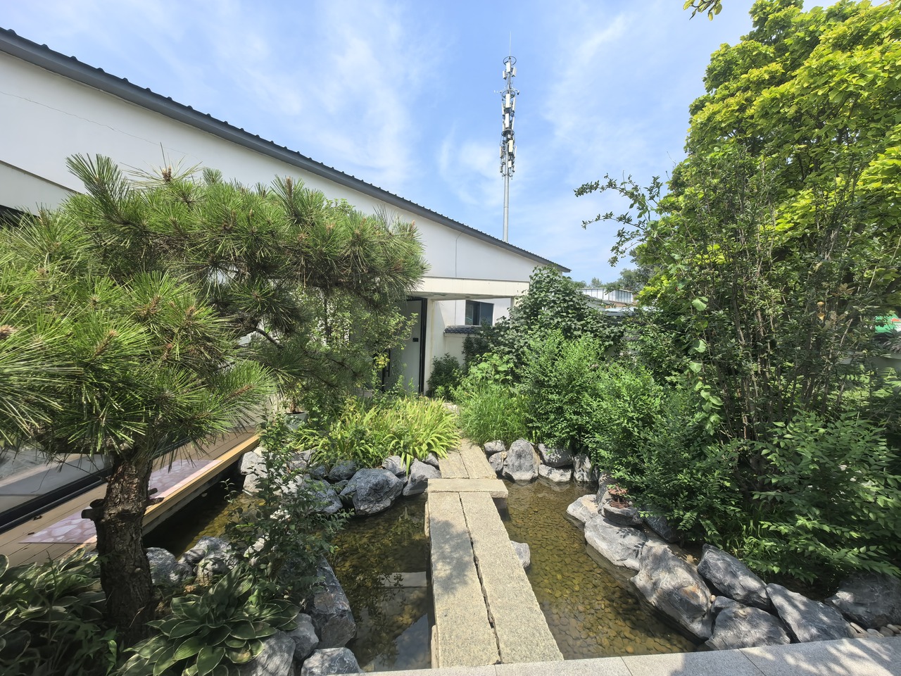 草场地艺术区