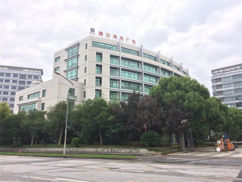 2号线淞虹路 鑫达商务楼 小面积精装带家具 拎包办公