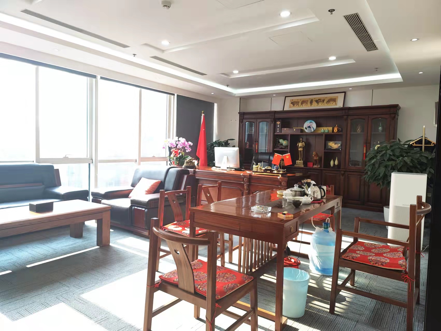 首东国际大厦办公区域