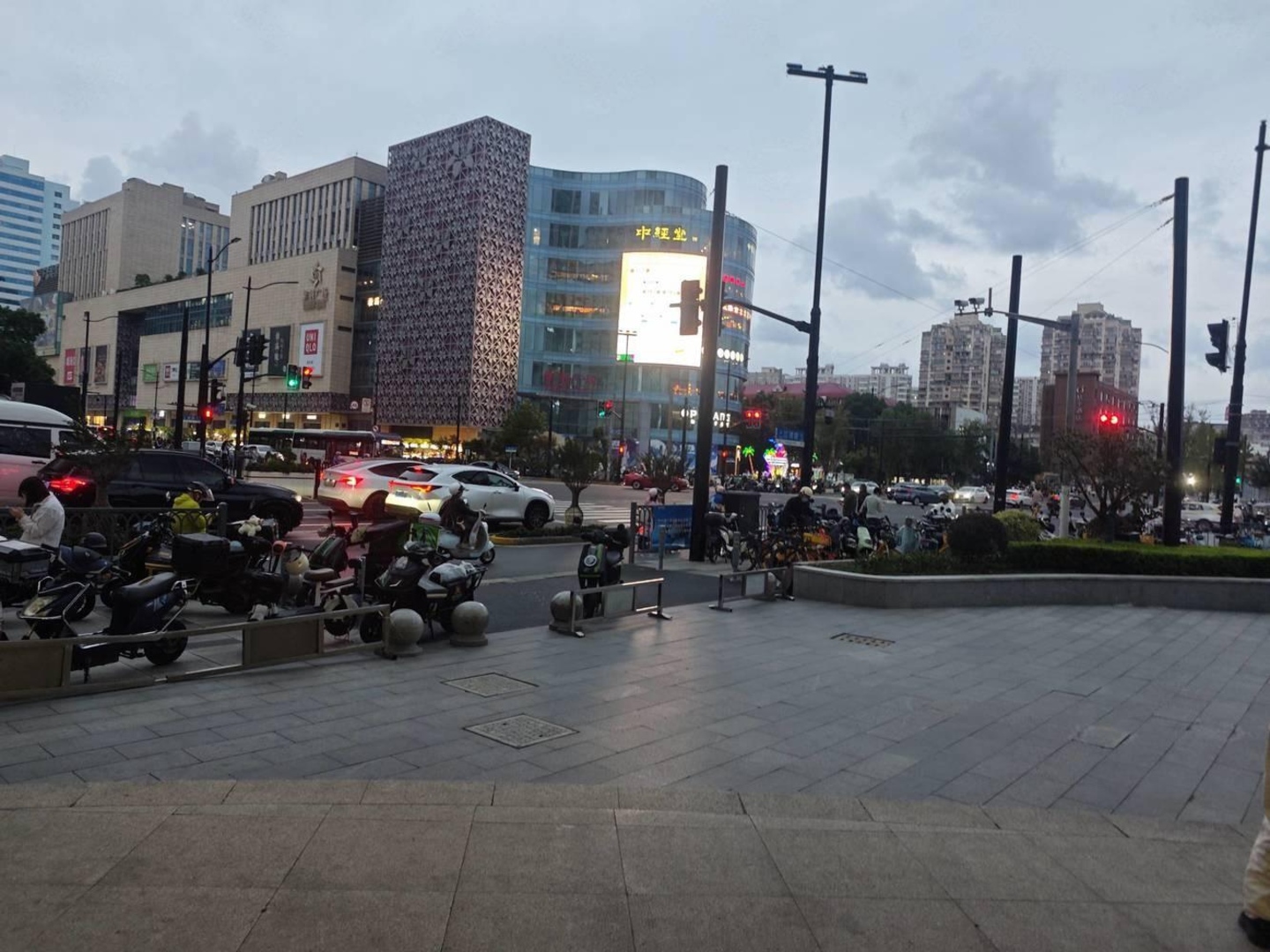 上海信息技术大厦