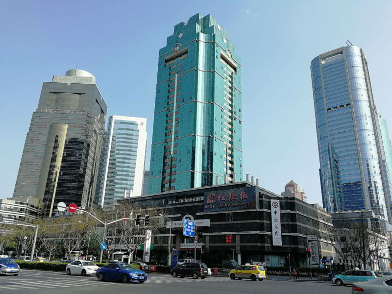 世纪大道站华都大厦正对电梯口精装380平直租