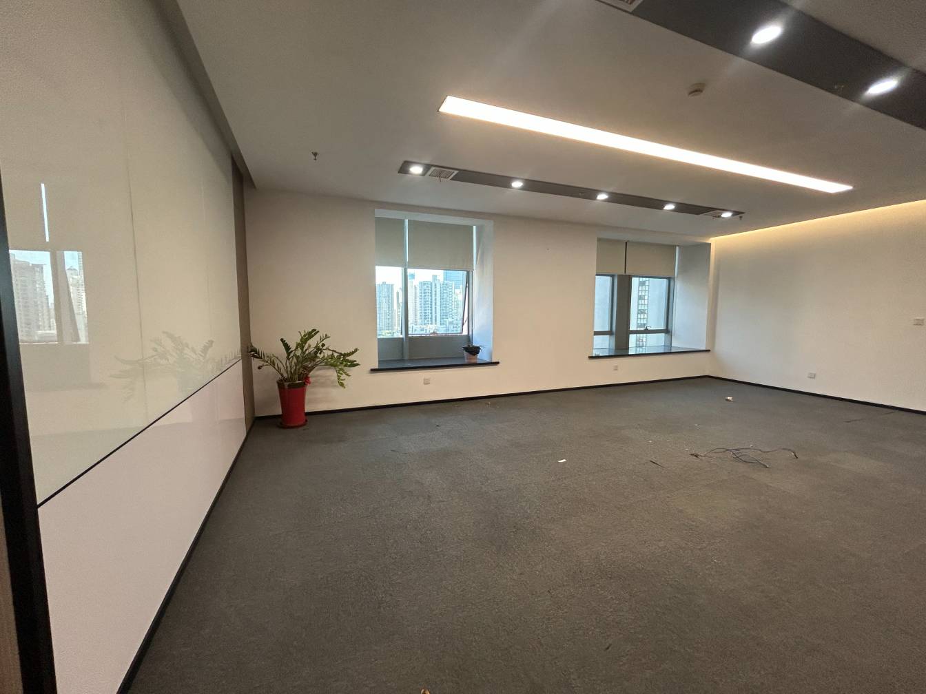 元茂金豪大厦办公区域