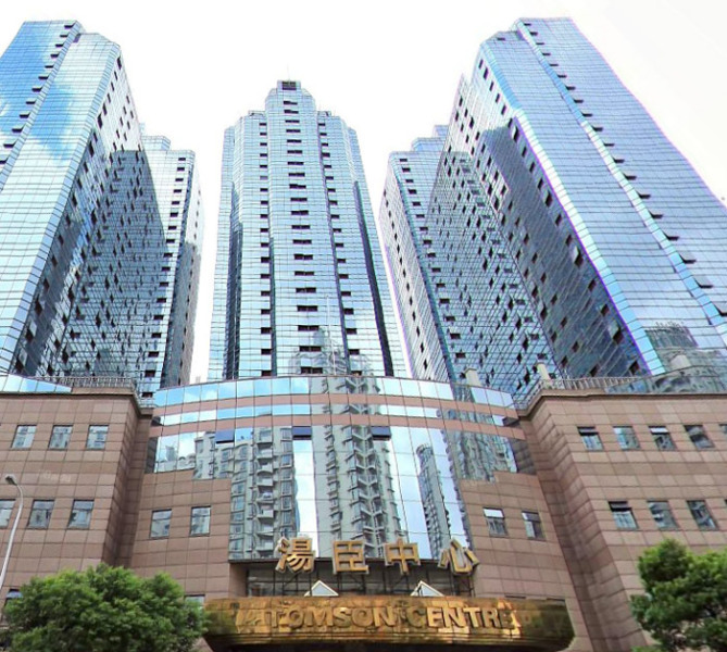 陆家嘴汤臣中心精装现房,正对电梯,地铁9号线商城路!