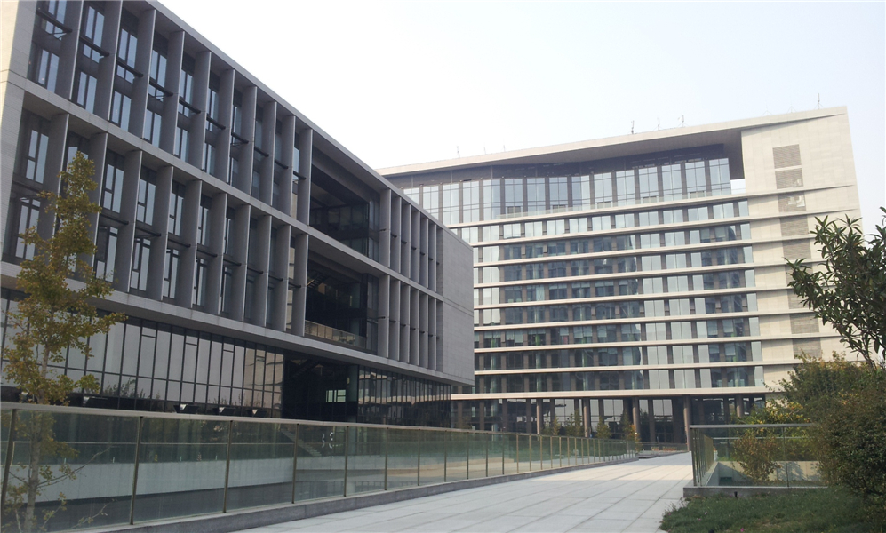 漕河泾浦江科技广场外立面