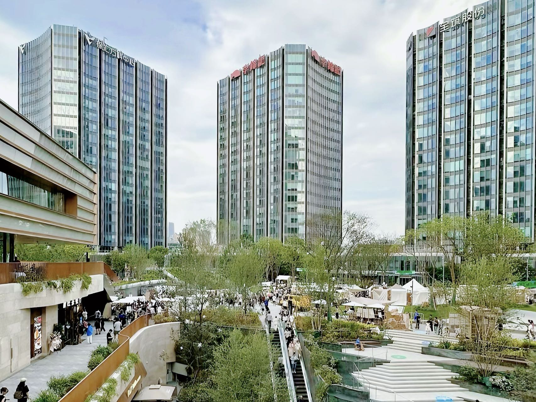 徐汇万科中心外立面图