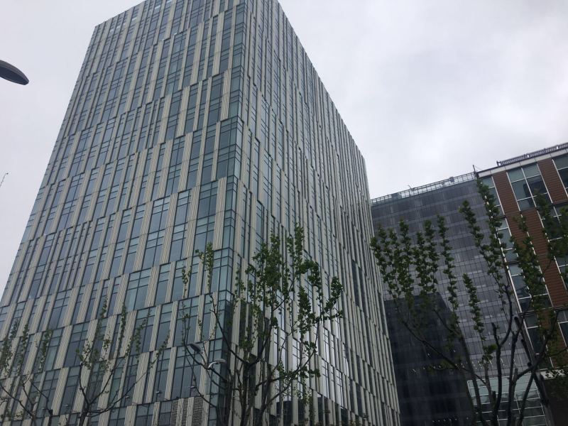 前滩世贸中心写字楼出租,世博滨江!前滩中心480平950平1500平2700平米