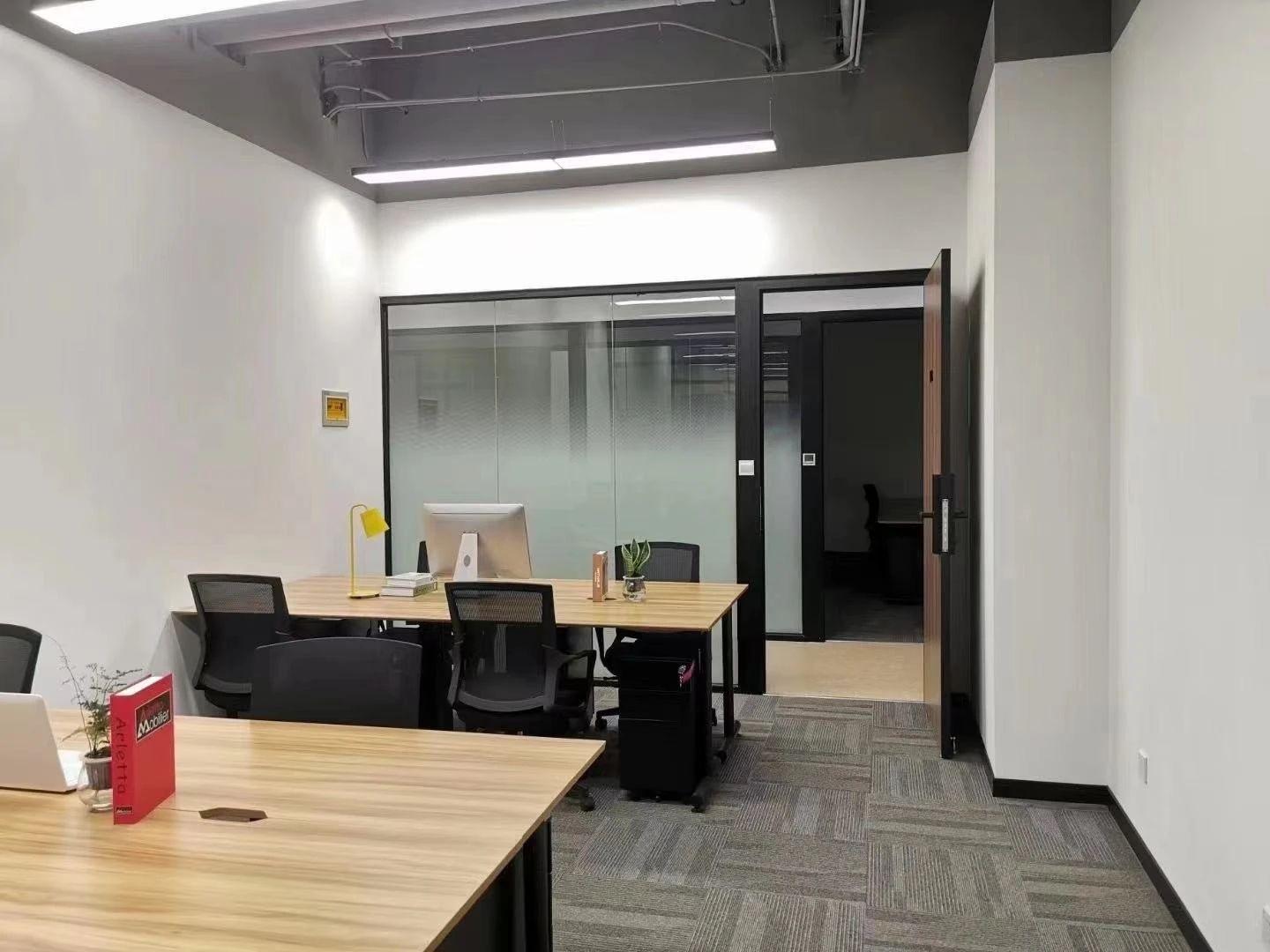 中期大厦办公区域