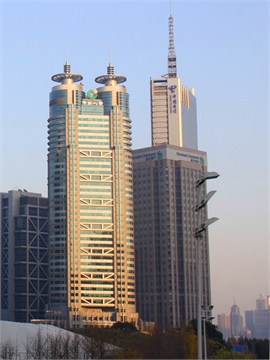 中国保险大厦外立面图