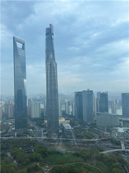 星展银行大厦(陆家嘴金融中心大厦)办公区域