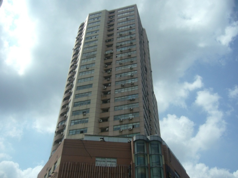 绿洲广场 地铁四轨交汇 精装带隔断独立空调