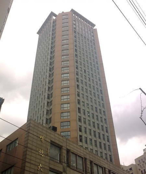 江宁路博鸿大厦精装245平,可注册带水,适合教育培训业态不限