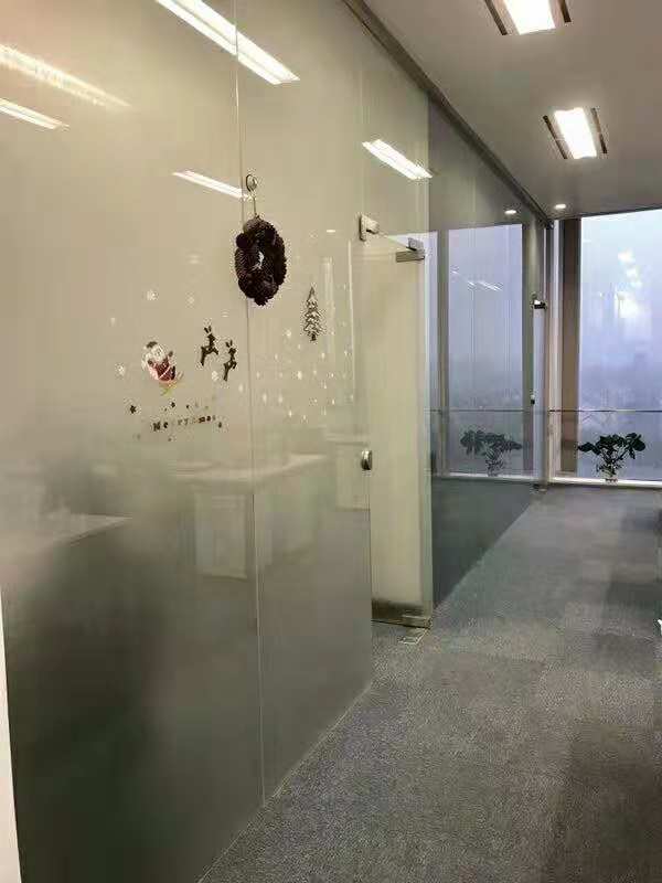 新虹桥中心大厦楼内配套