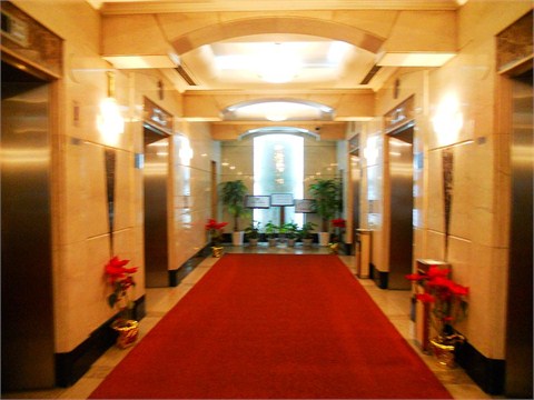 新虹桥中心大厦公共走廊