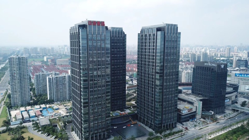 南方商城1号线中庚集团高区东南双面采光精装带家具拎包入住