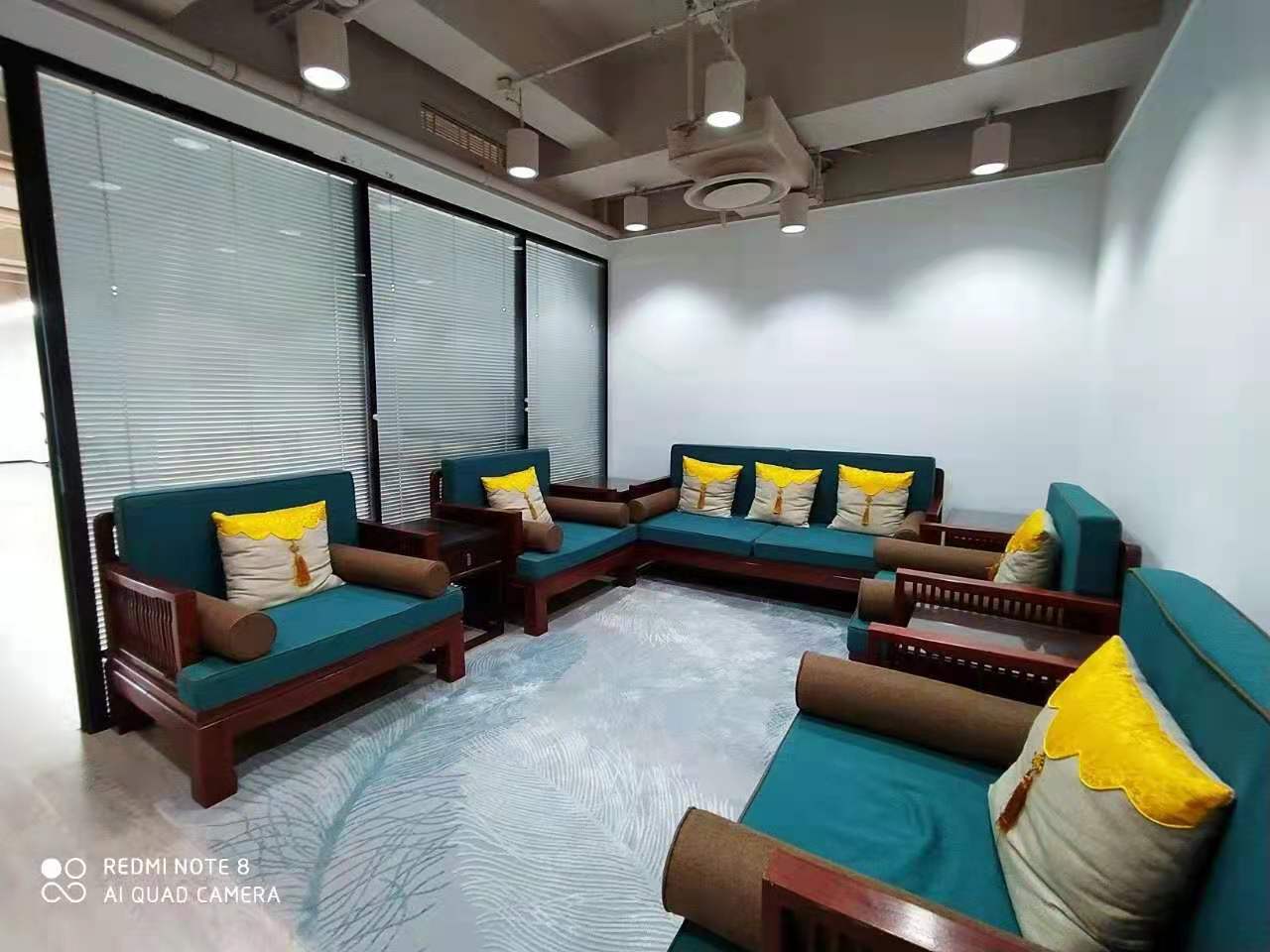 光华路SOHO一期办公区域