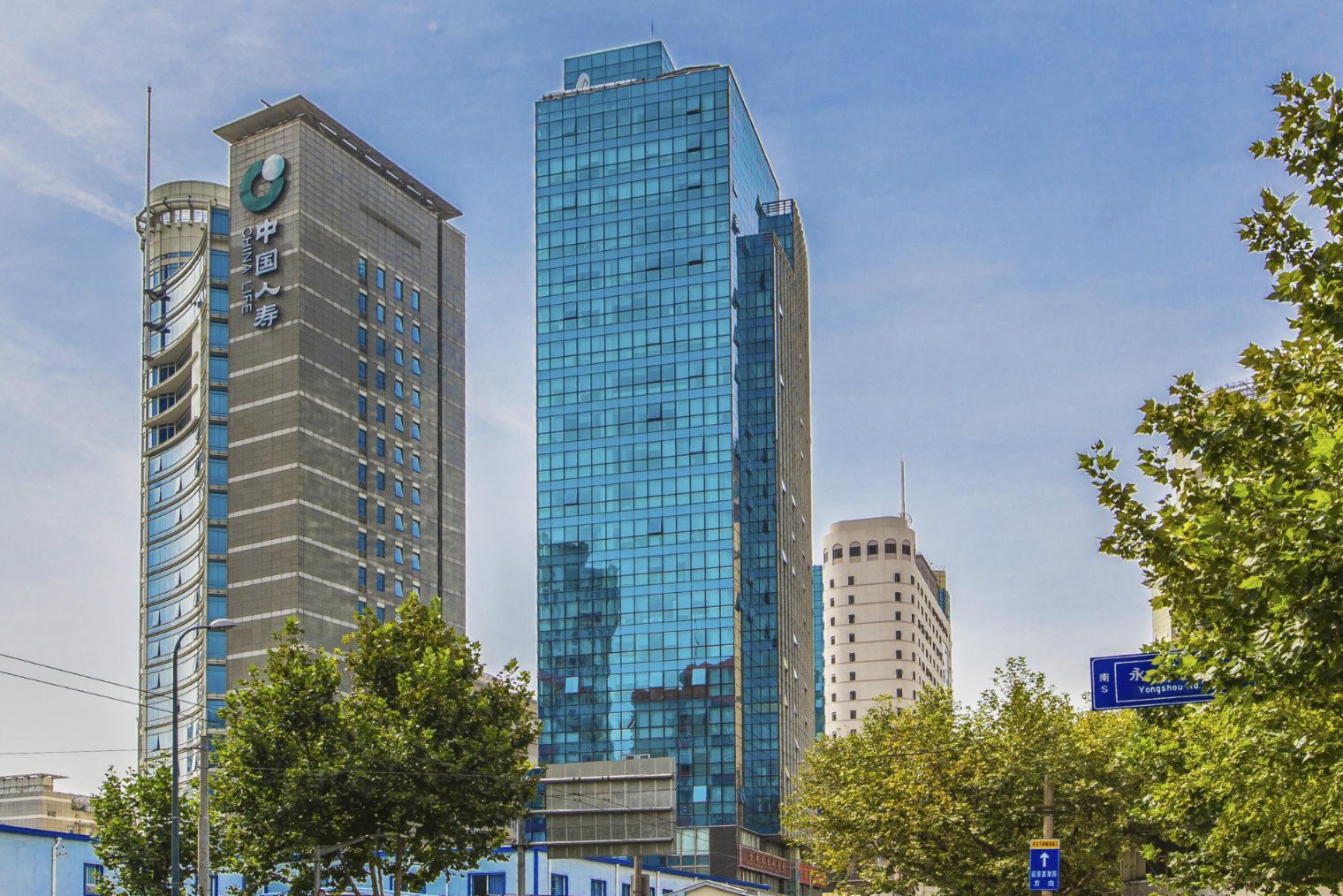 东淮海国际大厦外立面图