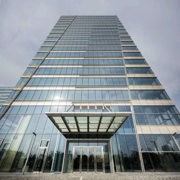 世博环球都会广场后滩中农投大厦393平真正的一线江景