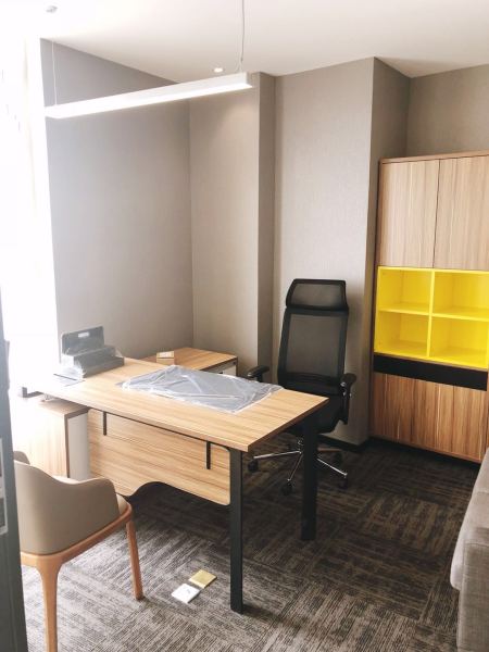 源达大厦办公区域