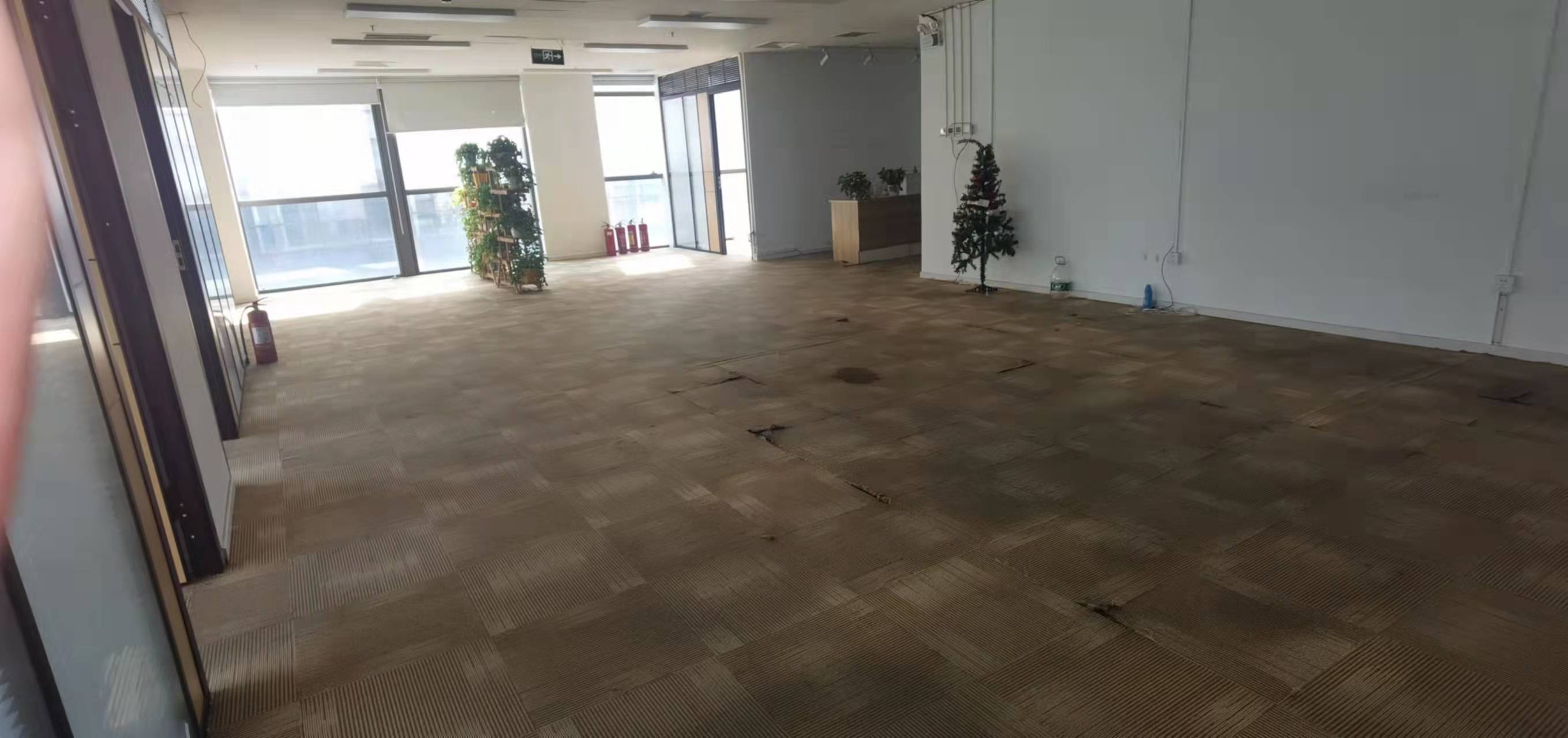 日坛国际贸易中心办公区域