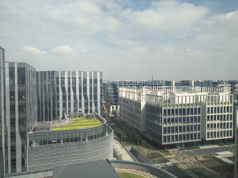 上海虹桥阿里中心外立面图