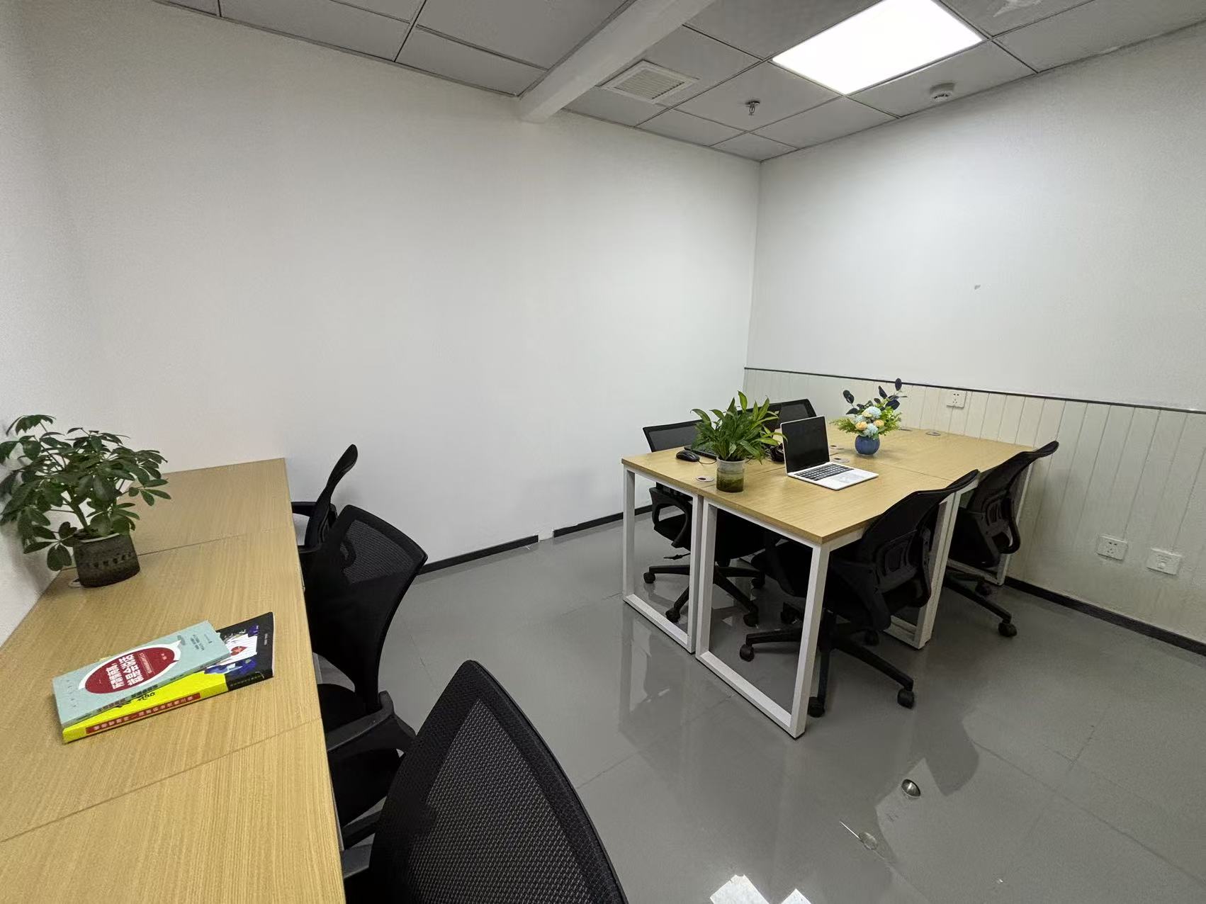 新中关大厦楼内公共区域