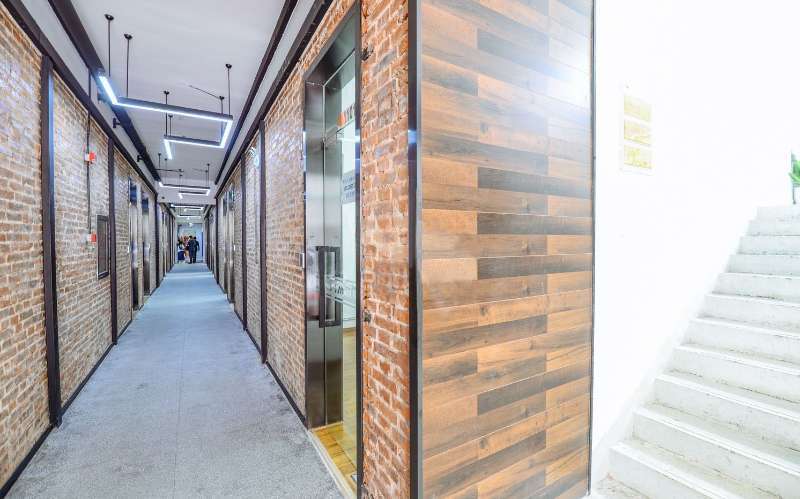英沃工场(齐来科技园社区)公共走廊