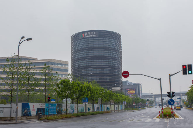 虹桥新地中心外立面图