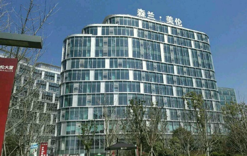 森兰美伦,b座606室200平,精装出租,家具全配