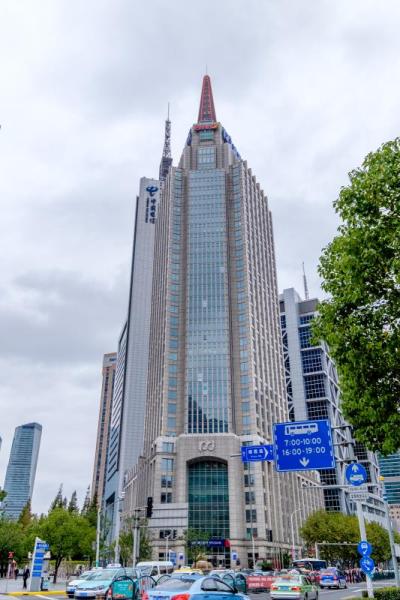 浦发银行大厦精装1-20人办公室,拎包入住,2号线东昌路!