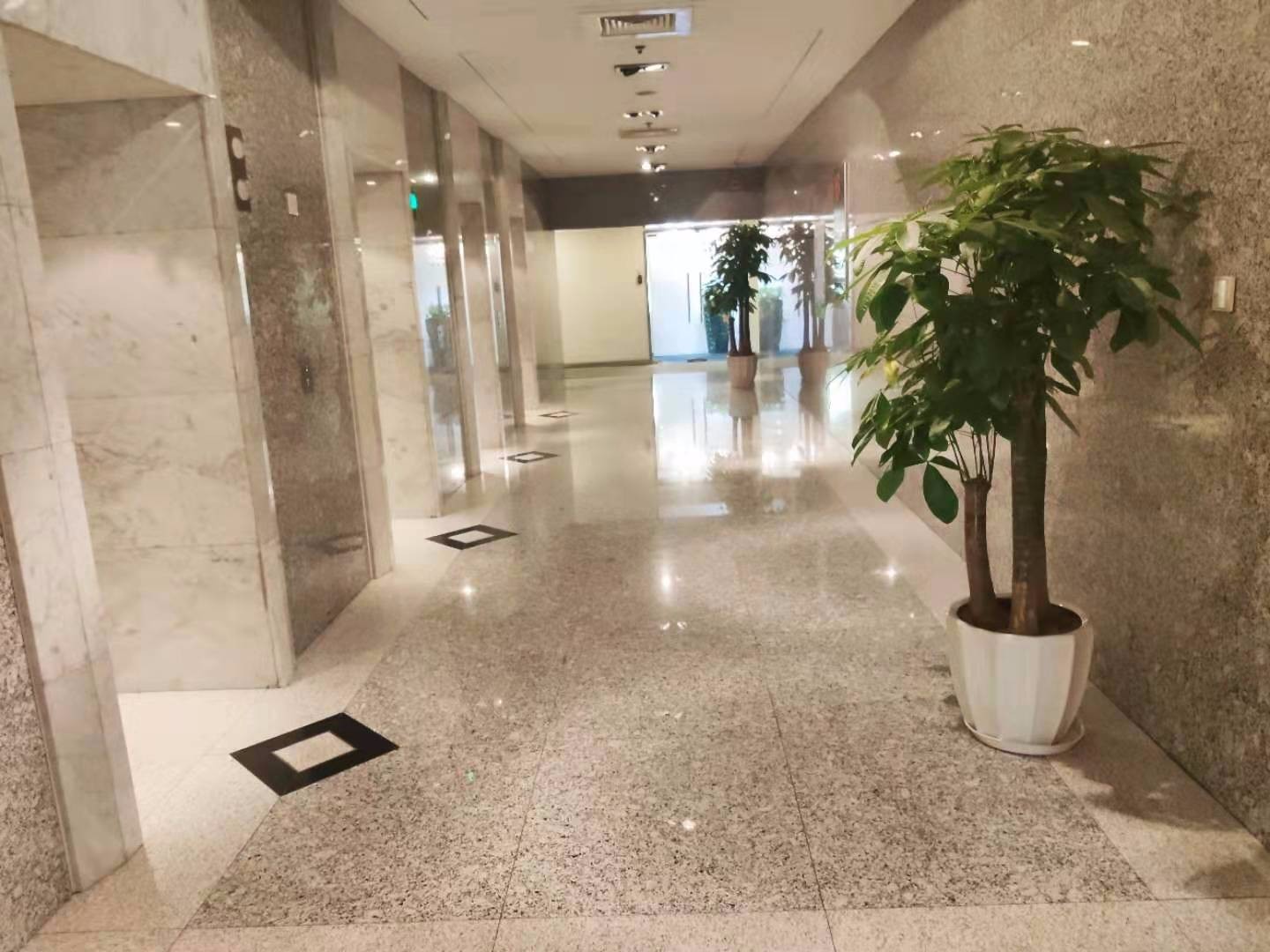 银峰大厦（生命人寿大厦）