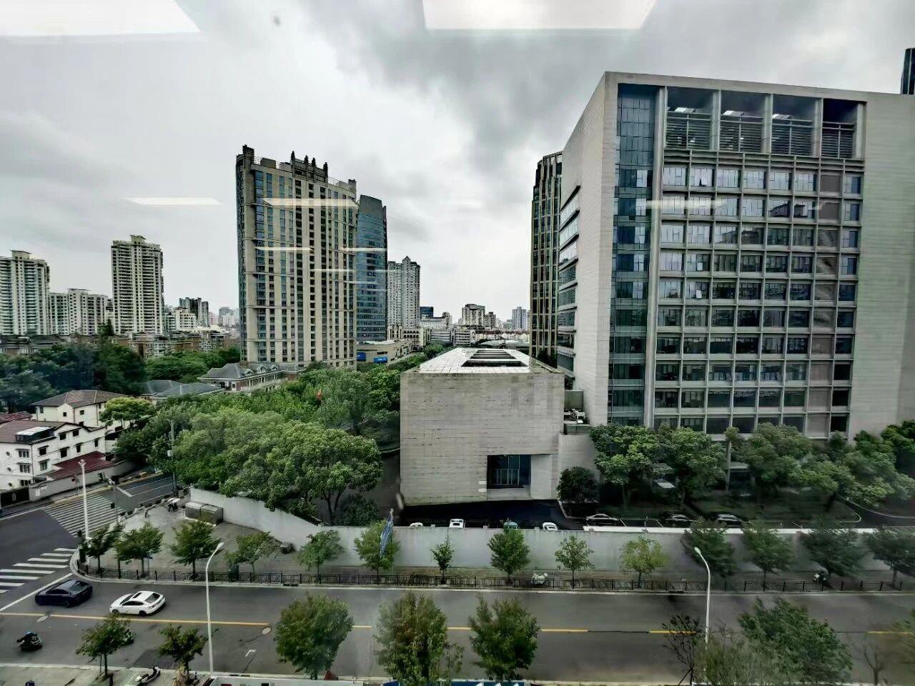 东方明珠凯旋中心高层景观