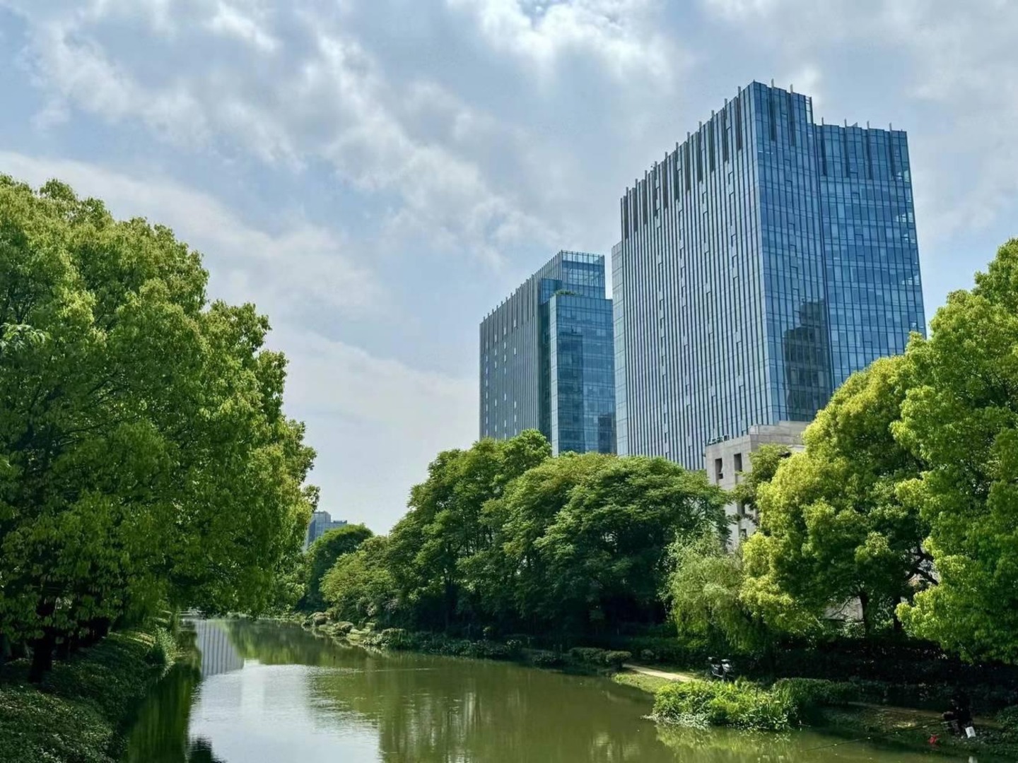 中暨大厦