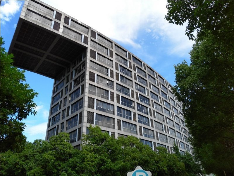 梅陇镇新都会广场