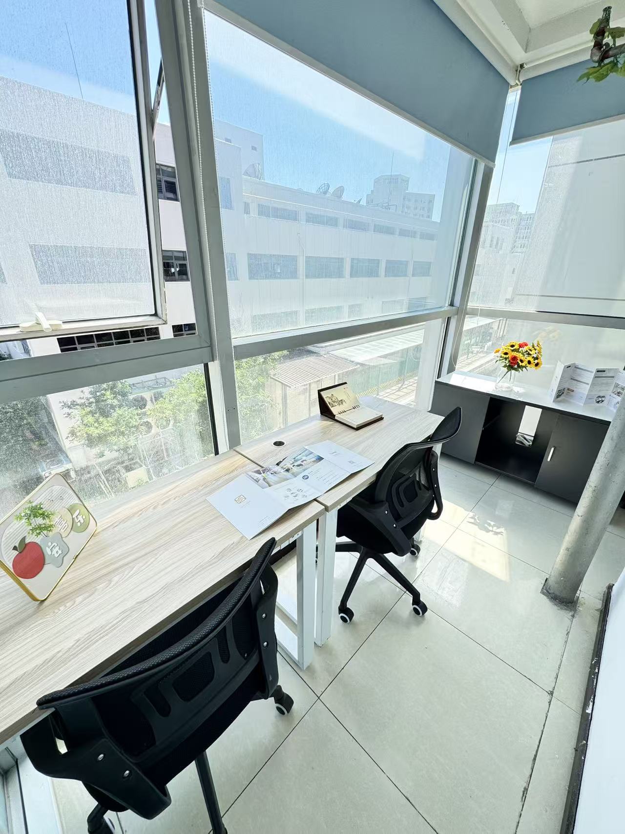 左岸工社
