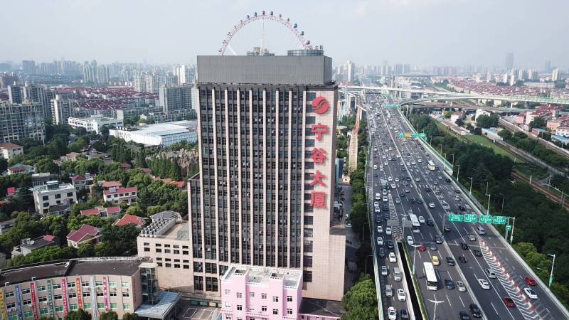 宁谷商务大厦写字楼出租,精装80平(宁谷国际)一号线莲花路.