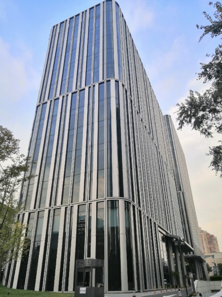 大连路【保利绿地广场】250㎡东南双面采光户型方正