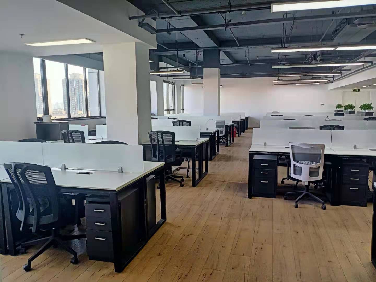 英皇集团中心办公区域
