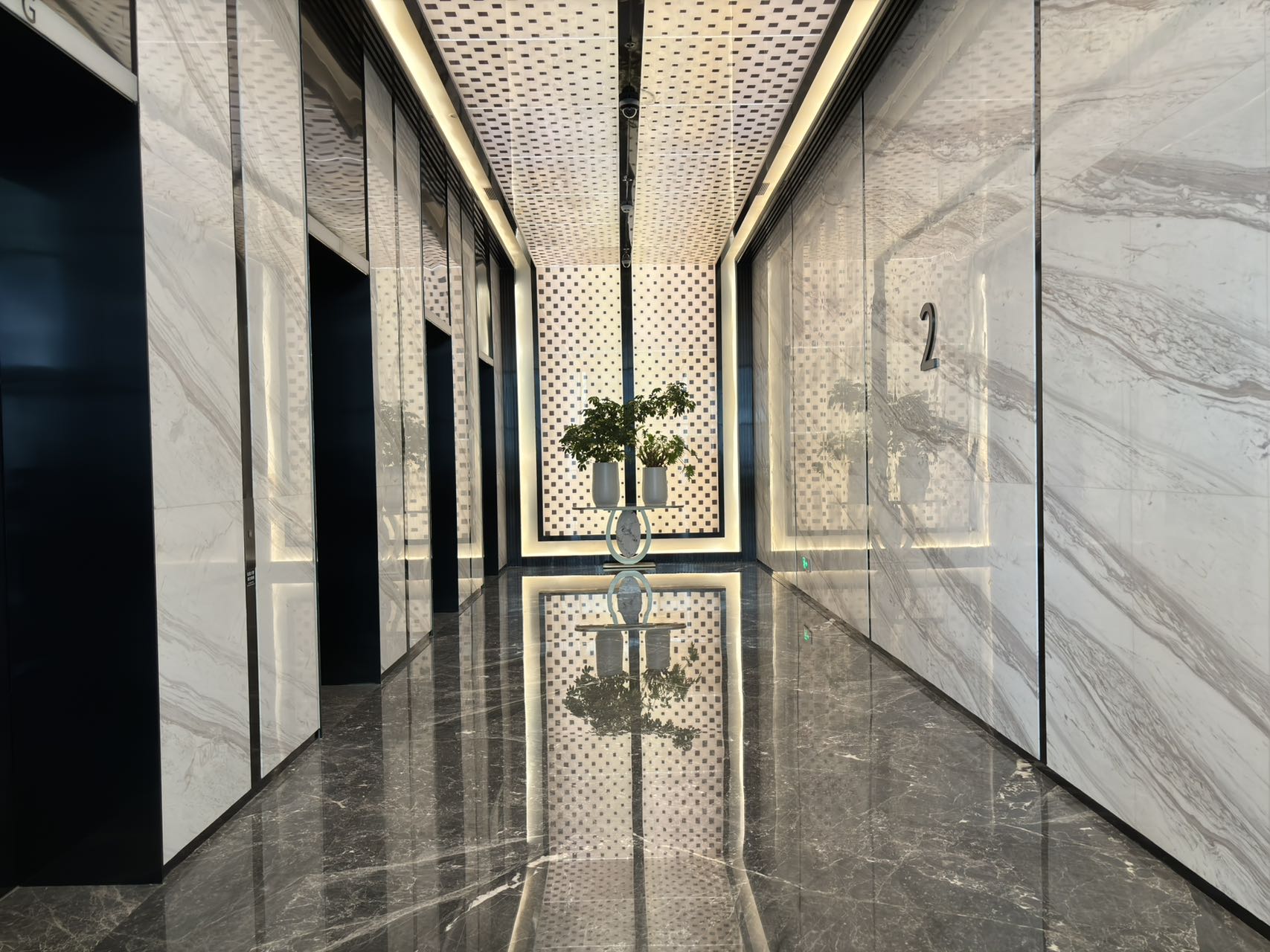 上海信泰中心