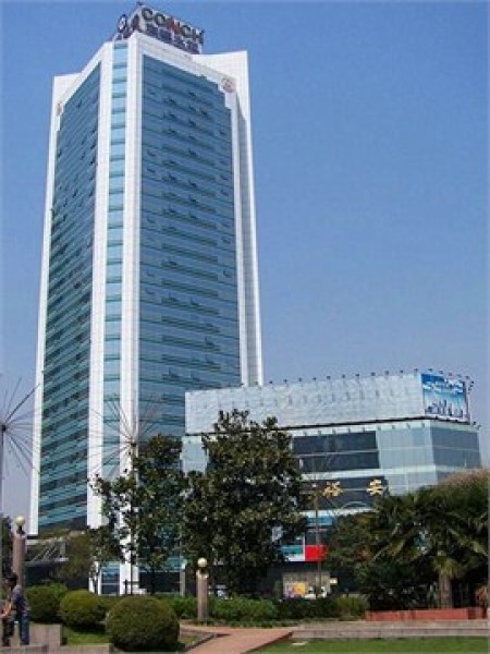 浦东2/4/6/9 裕安大厦167平 精装全配 高区朝南