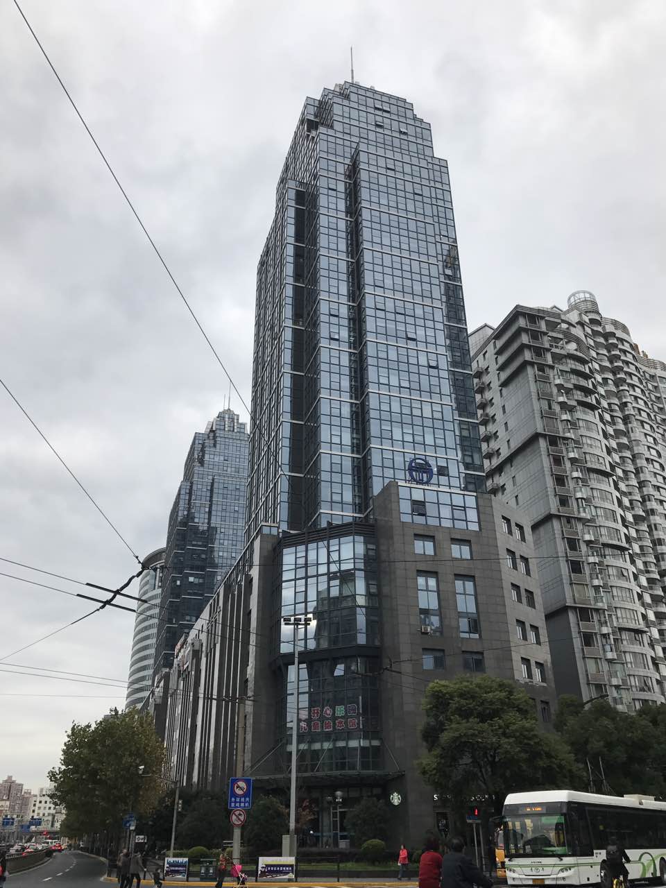耀江国际广场外立面图