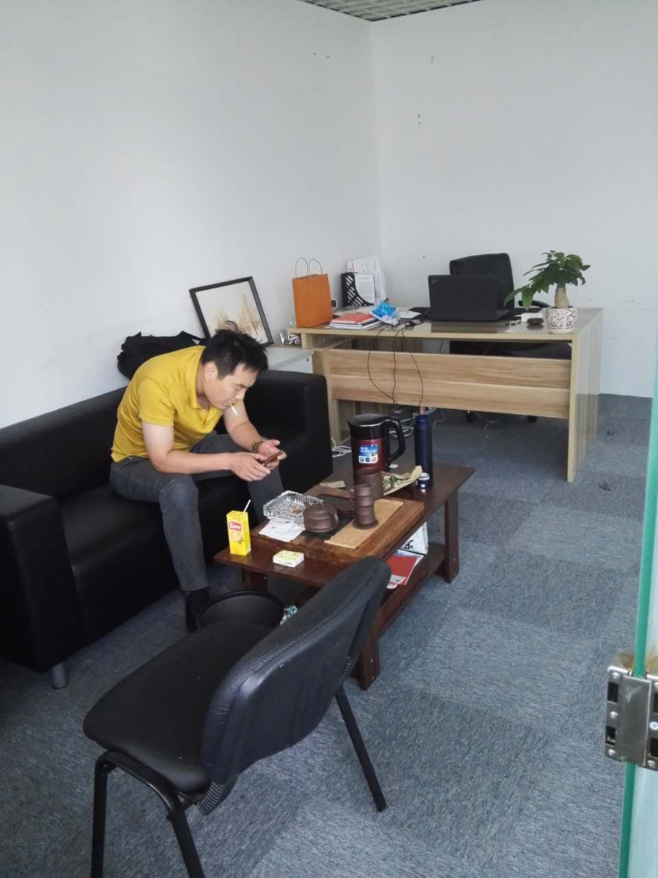 耀江国际广场办公区域