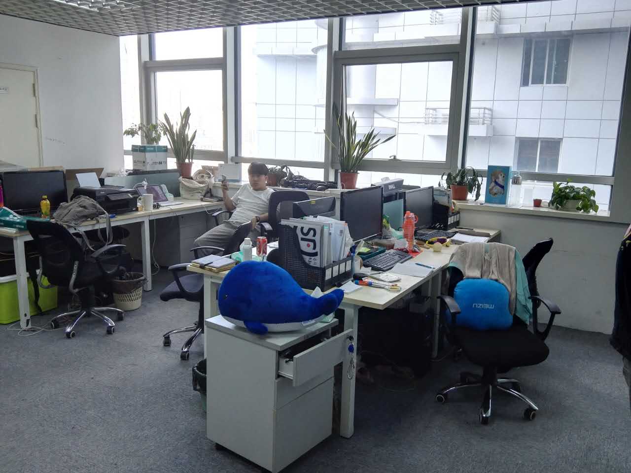 耀江国际广场办公区域