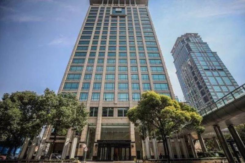 淮海中路博银国际大厦 陕西南路地铁口 户型方正对电梯